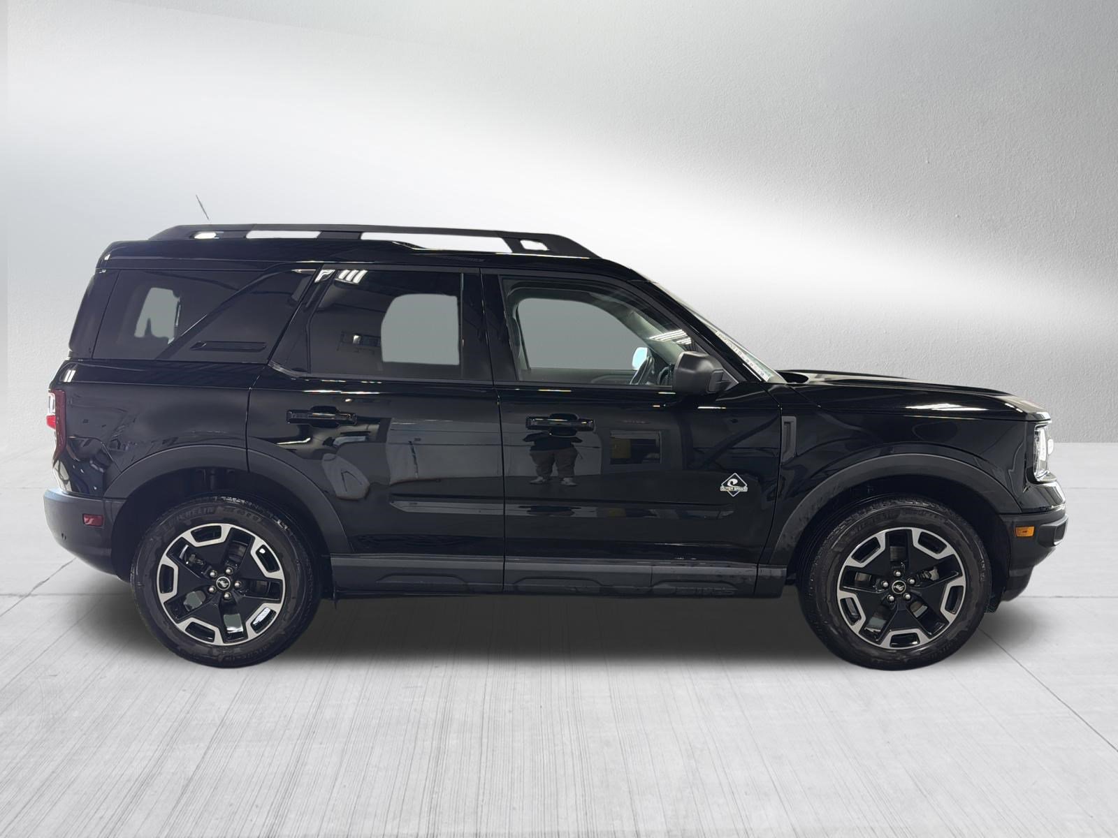 Used 2022 Ford Bronco Sport Outer Banks image 8