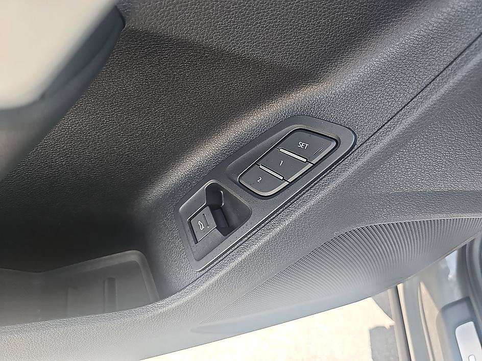 Used 2022 Audi Q3 2.0T Premium Plus AWD/4WD image 14
