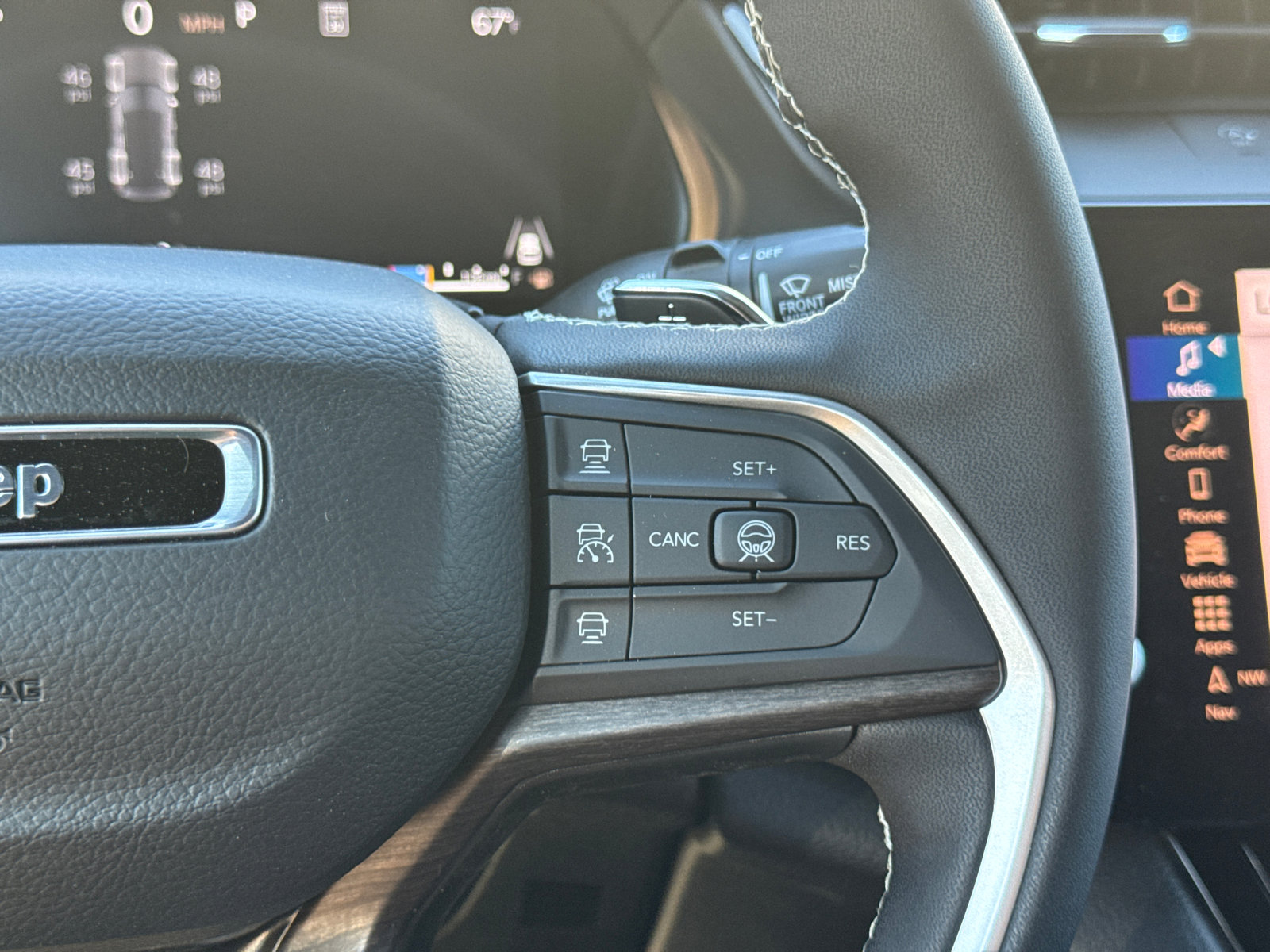 New 2026 Jeep Grand Cherokee Limited AWD/4WD image 24