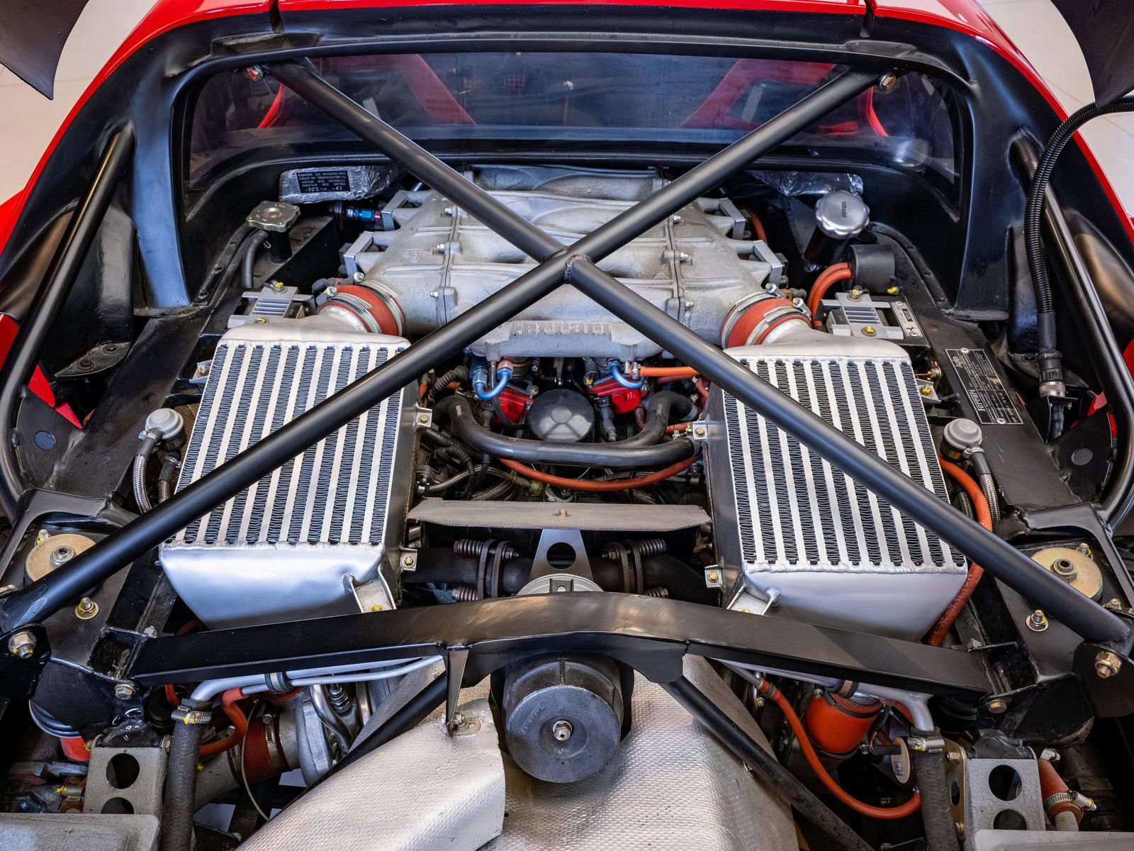 Used 1990 Ferrari F40 RWD image 23