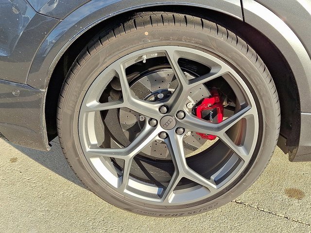 New 2026 Audi RS Q8 performance image 5