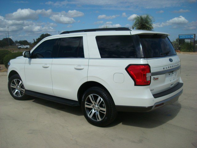 Used 2024 Ford Expedition XLT RWD image 5