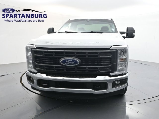 Used 2026 Ford F250 XL w/ XL Chrome Package RWD image 2