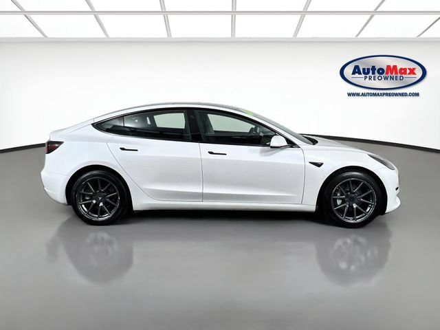 Used 2023 Tesla Model 3 Standard Range RWD image 8