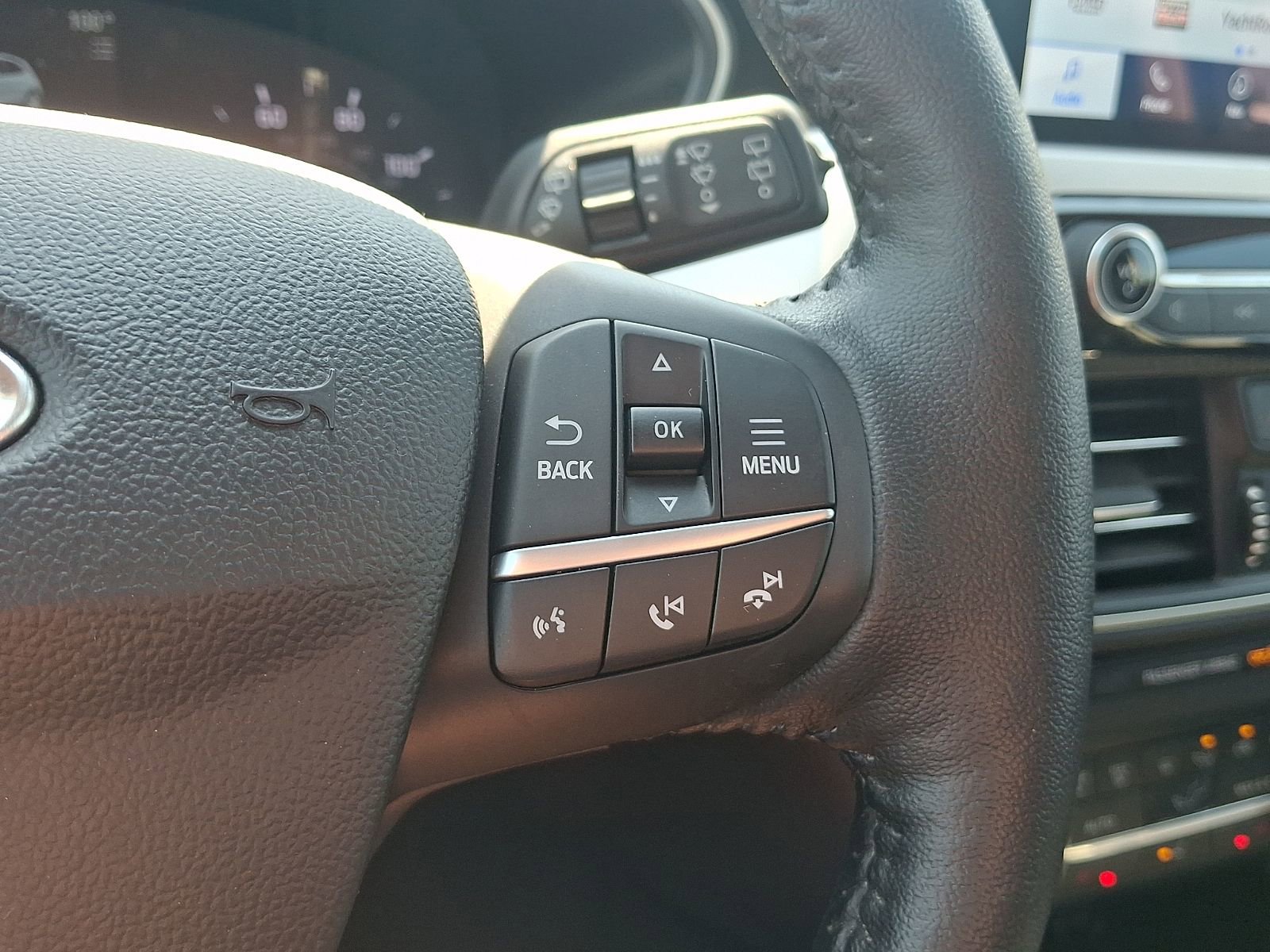 Used 2020 Ford Escape SEL AWD/4WD image 24