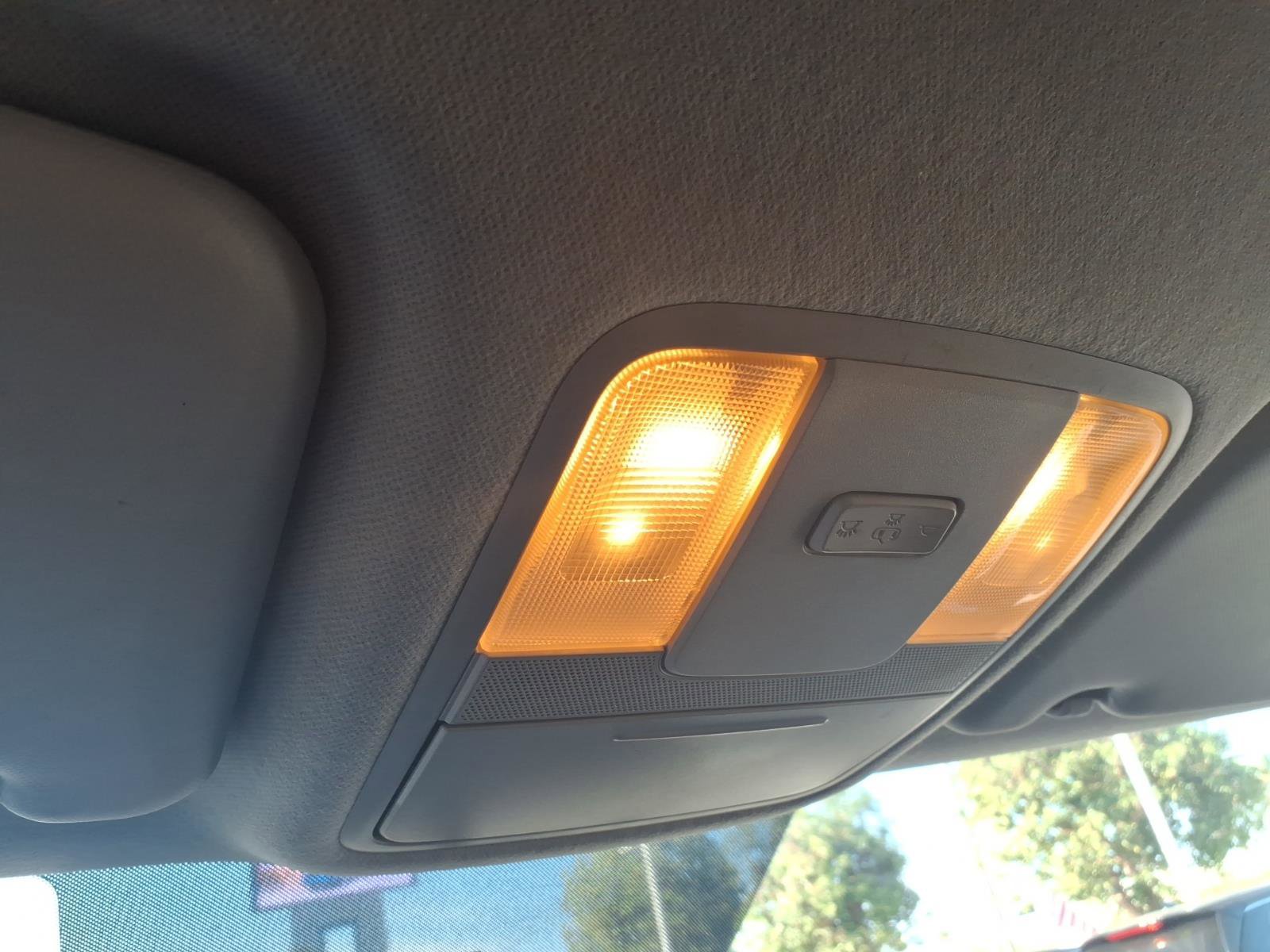 Used 2022 Kia Soul LX image 25