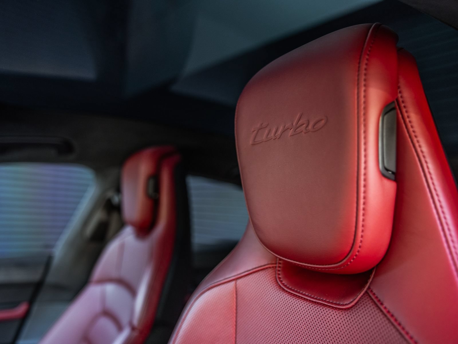 Certified 2020 Porsche Taycan Turbo AWD/4WD image 19