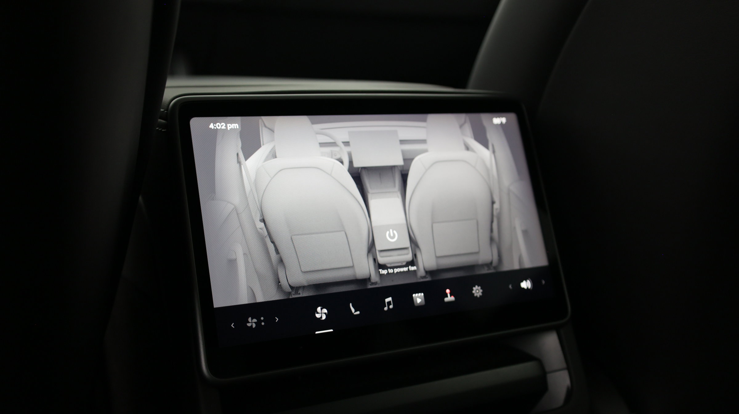 Used 2026 Tesla Model Y AWD image 34