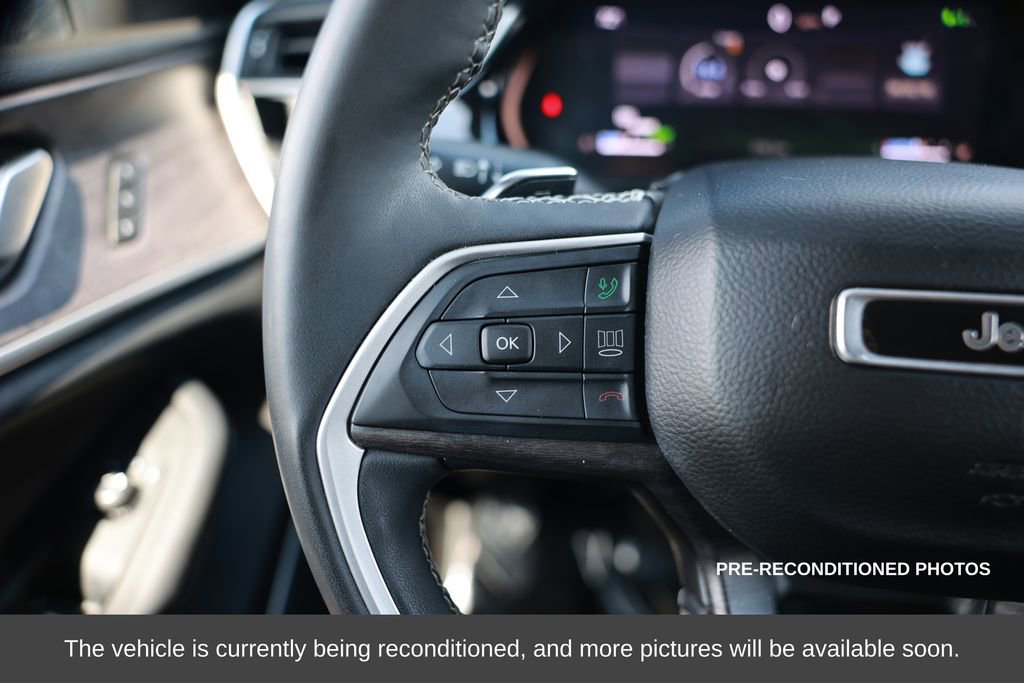 Used 2022 Jeep Grand Cherokee Limited 4xe w/ Luxury Tech Group II image 21