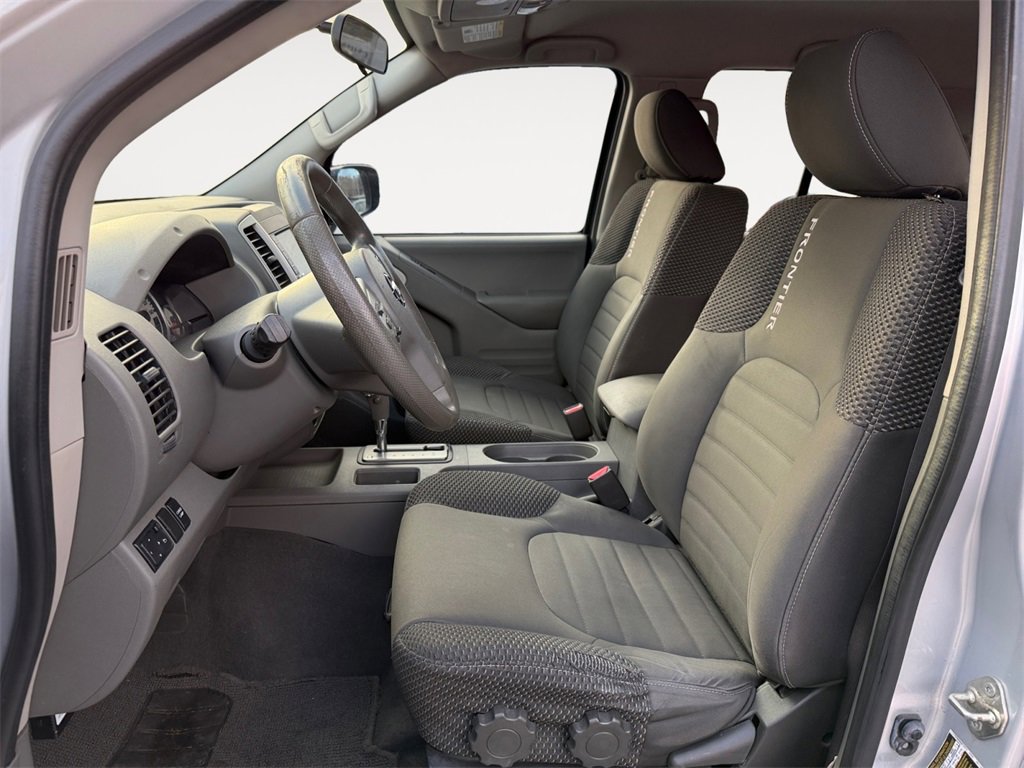 Used 2019 Nissan Frontier Desert Runner image 10