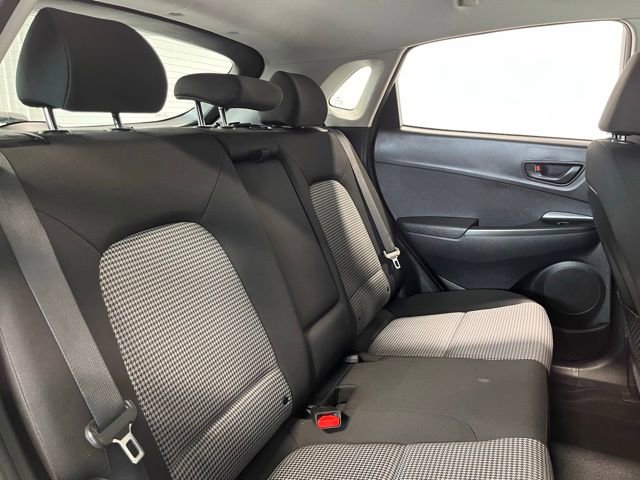 Used 2019 Hyundai Kona SE w/ Cargo Package FWD image 13