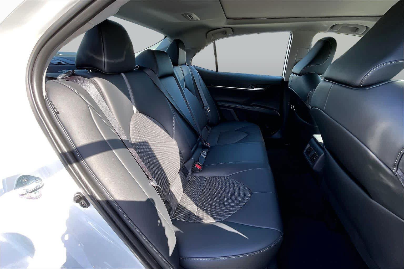 Used 2023 Toyota Camry XSE FWD image 19
