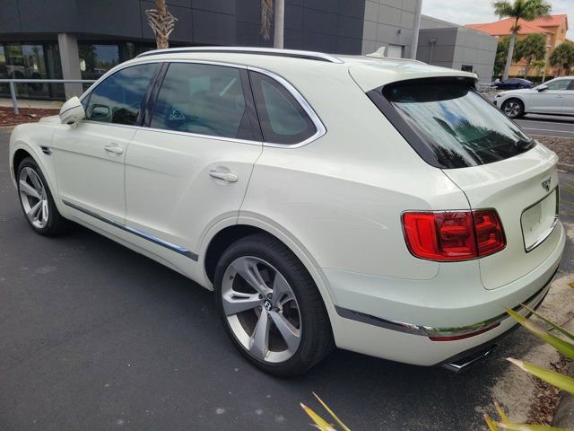 Used 2019 Bentley Bentayga image 3
