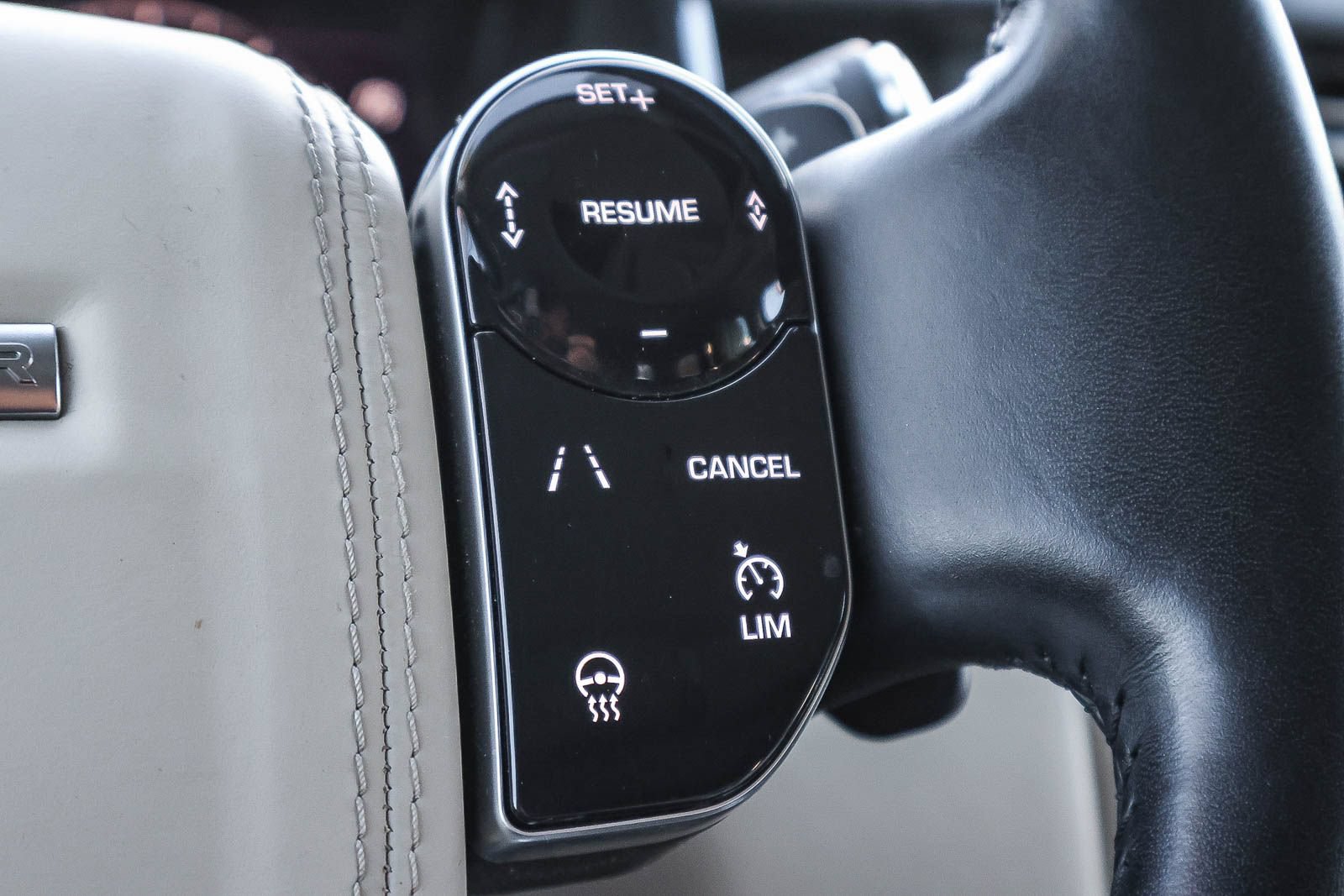 Used 2020 Land Rover Range Rover HSE AWD/4WD image 36