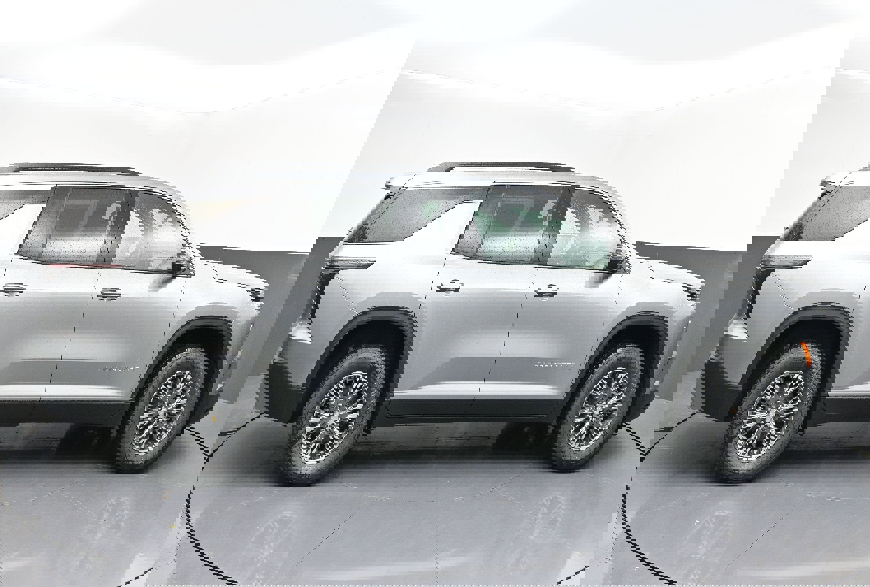 New 2026 Chevrolet Traverse LT FWD image 8