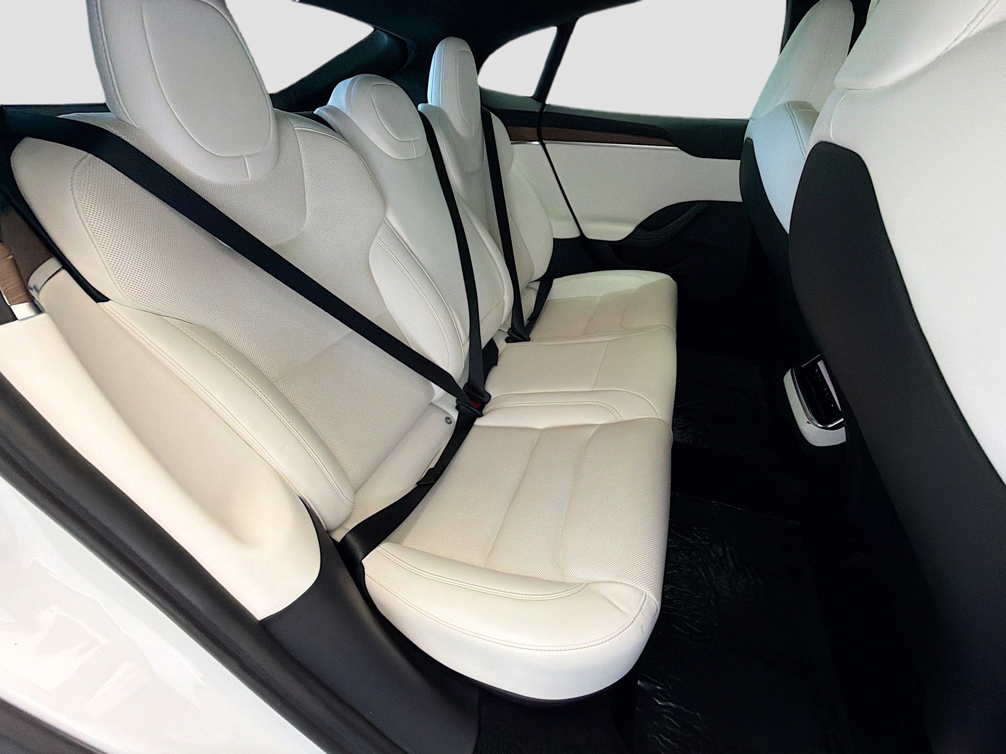 Used 2022 Tesla Model S AWD/4WD image 14