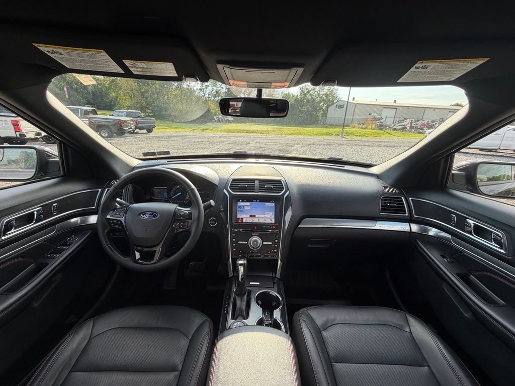 Used 2017 Ford Explorer Sport AWD/4WD image 9
