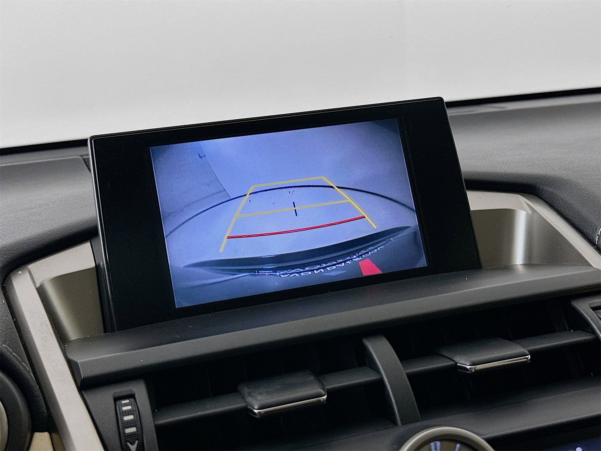 Used 2017 Lexus NX 200t FWD image 15