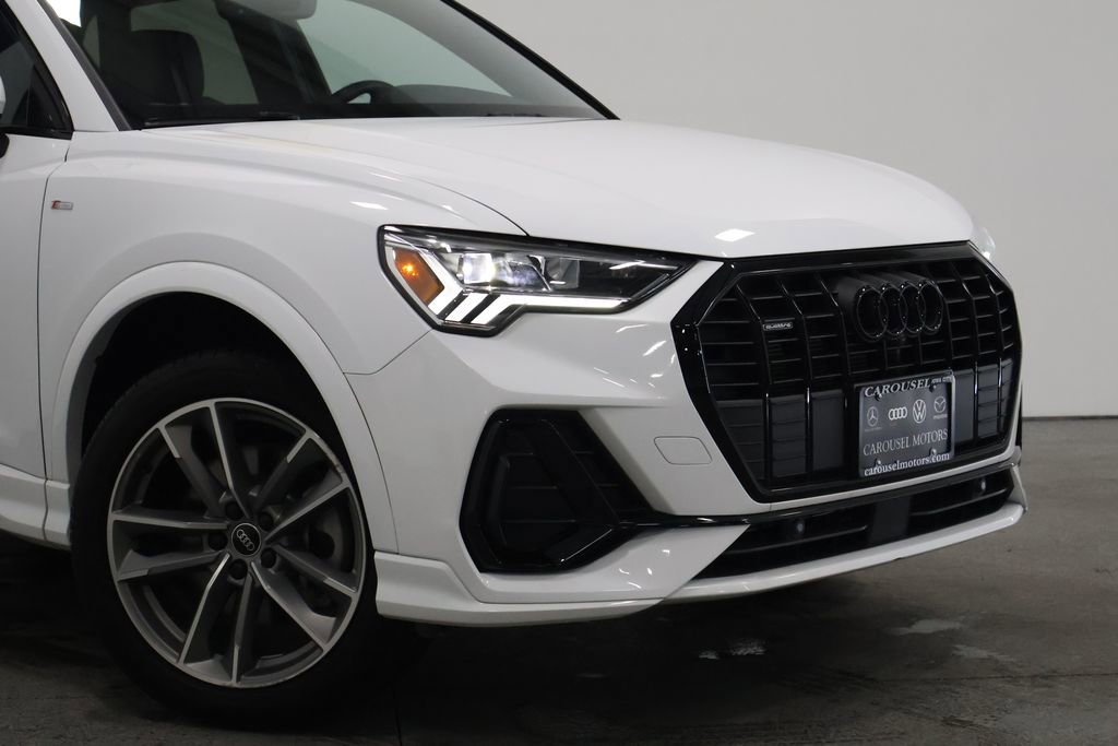 Used 2024 Audi Q3 2.0T Premium Plus w/ Premium Plus Package image 3