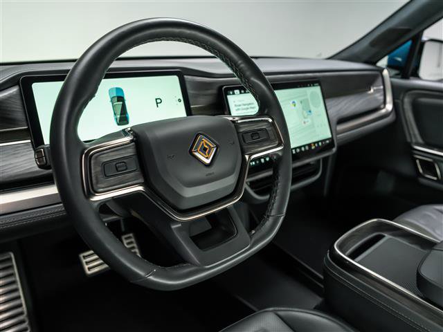 Used 2023 Rivian R1S Adventure AWD/4WD image 18
