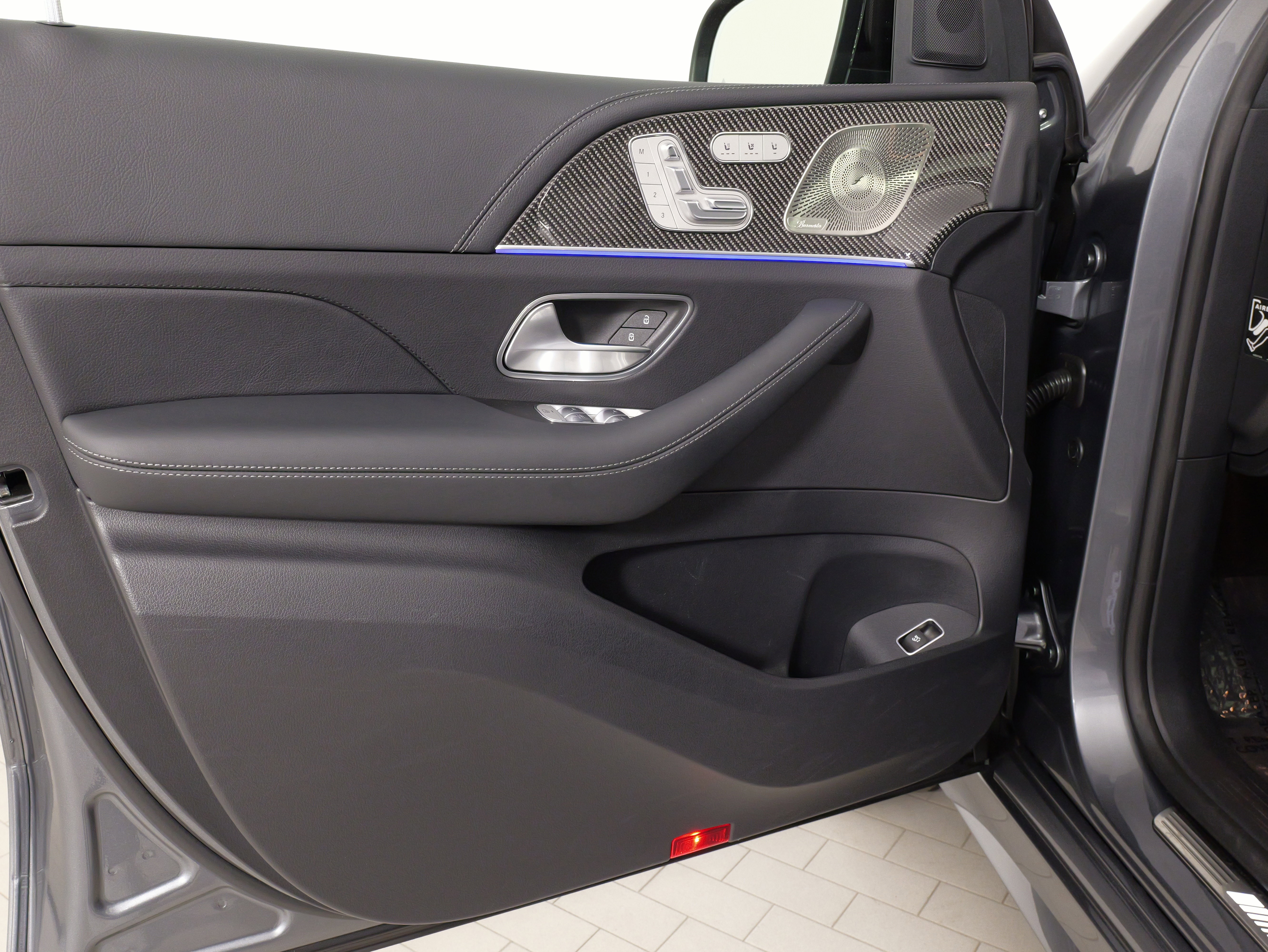 Used 2024 Mercedes-Benz GLE 53 AMG 4MATIC Coupe w/ Driver Assistance Package image 25