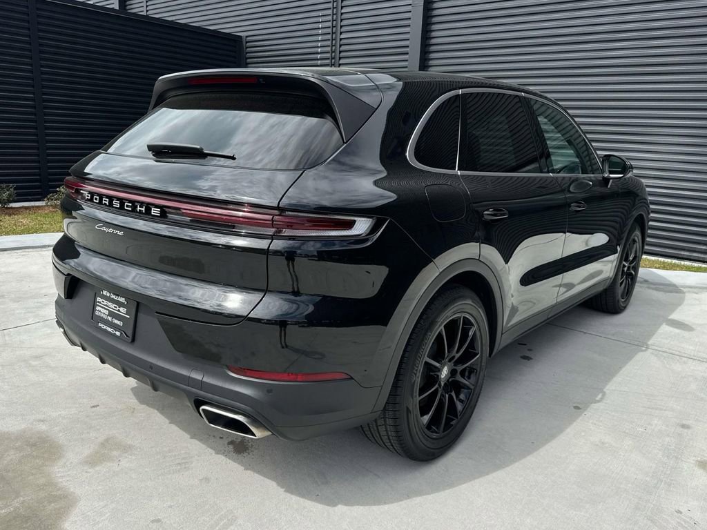 Certified 2024 Porsche Cayenne image 11