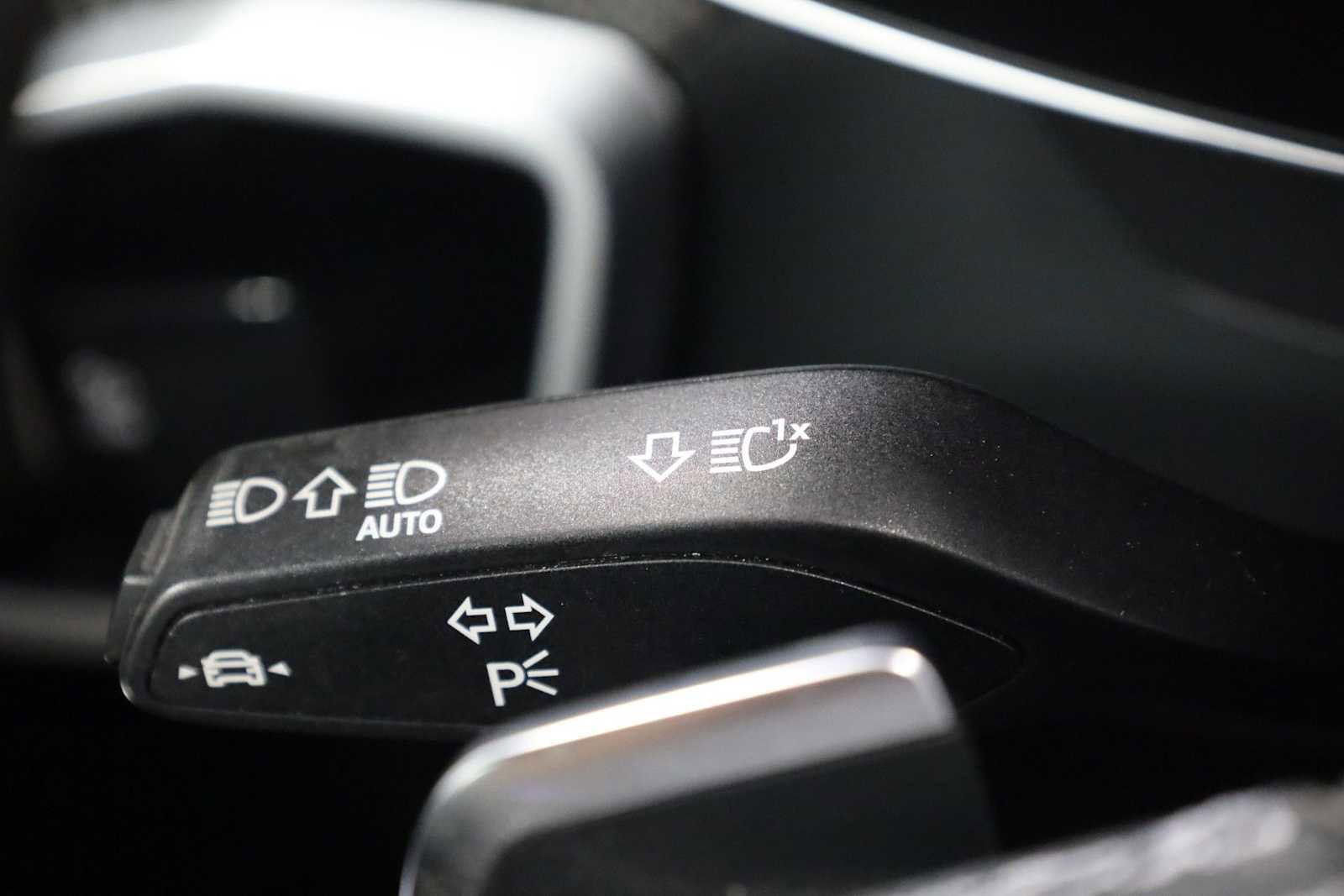 Used 2022 Audi S6 Premium Plus image 29