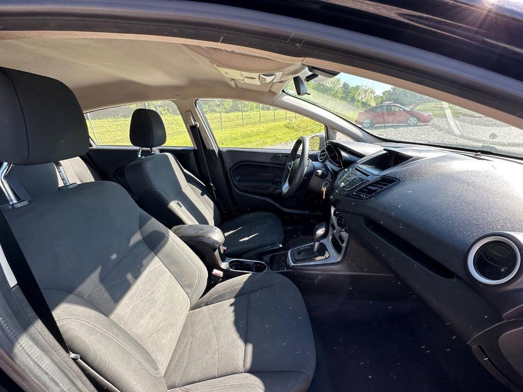 Used 2019 Ford Fiesta SE FWD image 8