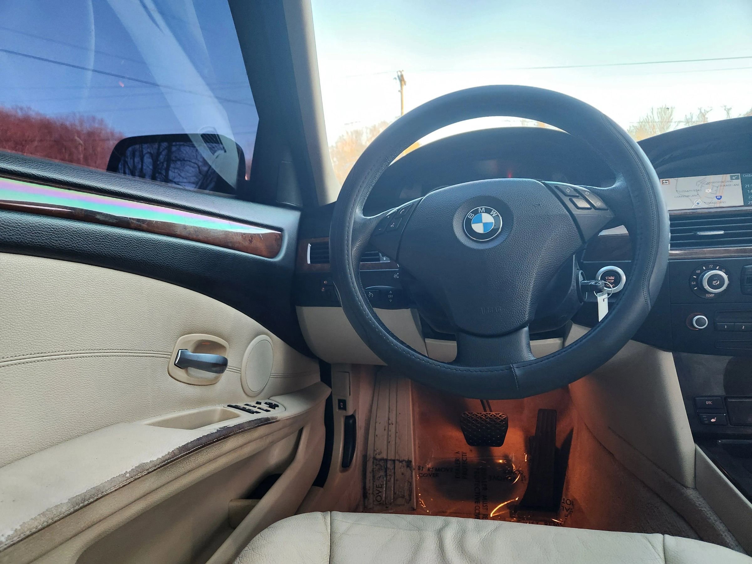 Used 2009 BMW 528i xDrive Sedan image 34