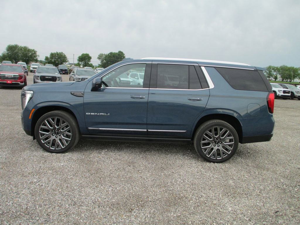 New 2026 GMC Yukon Denali Ultimate AWD/4WD image 6