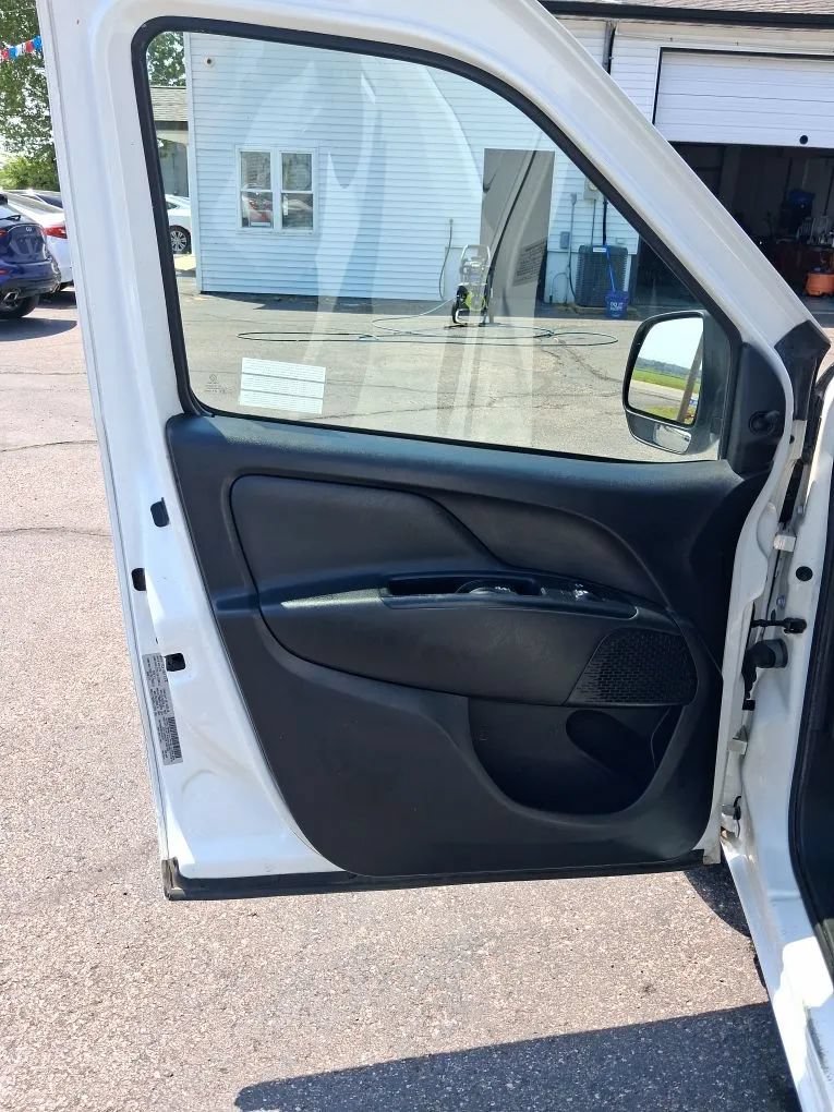 Used 2020 RAM ProMaster City Tradesman FWD image 10
