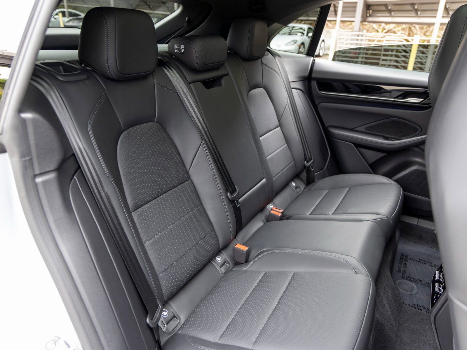 New 2025 Porsche Macan Electric image 48