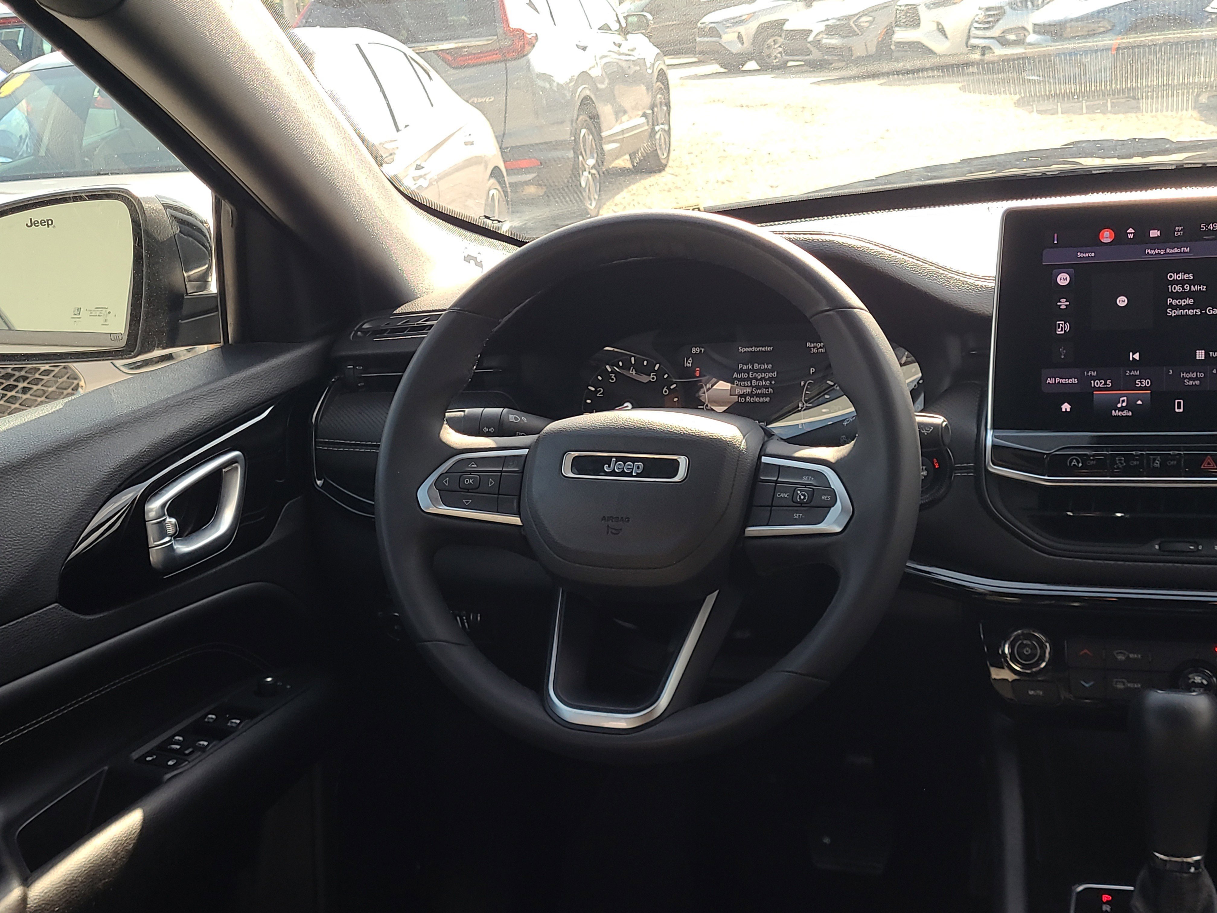Used 2023 Jeep Compass Latitude AWD/4WD image 14