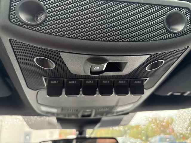 Used 2022 Ford F250 Lariat w/ Tremor Off-Road Package image 29