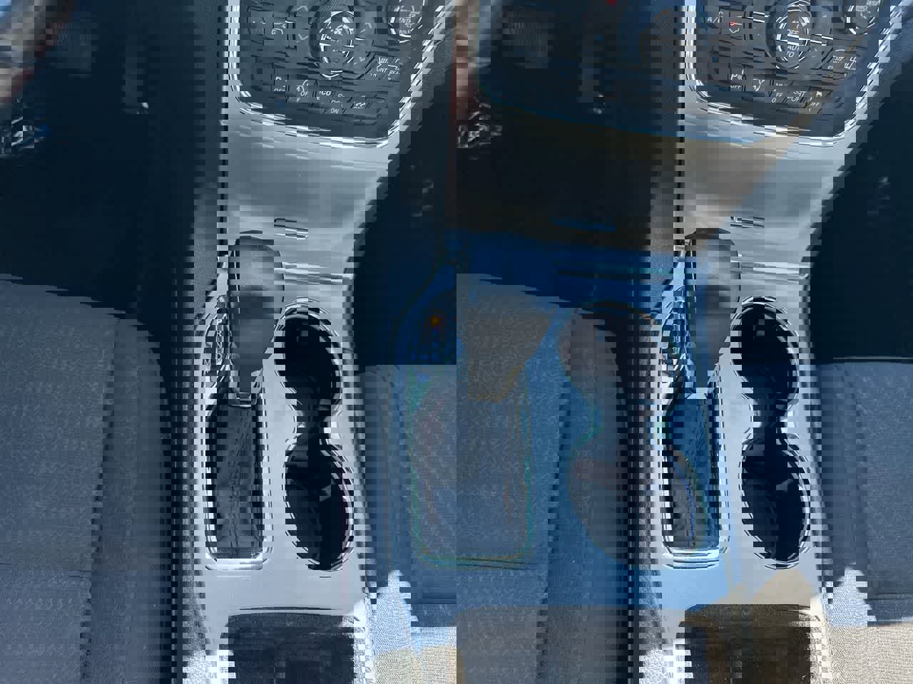 Used 2018 Jeep Grand Cherokee Laredo image 31