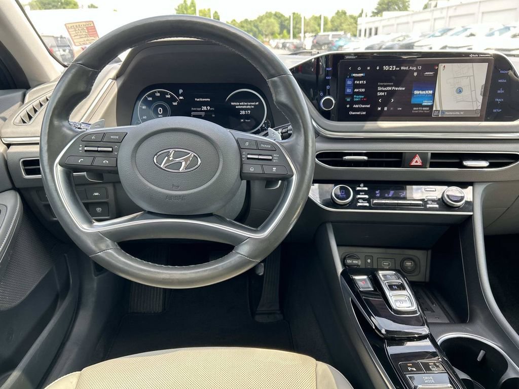 Used 2022 Hyundai Sonata Limited w/ Cargo Package FWD image 17