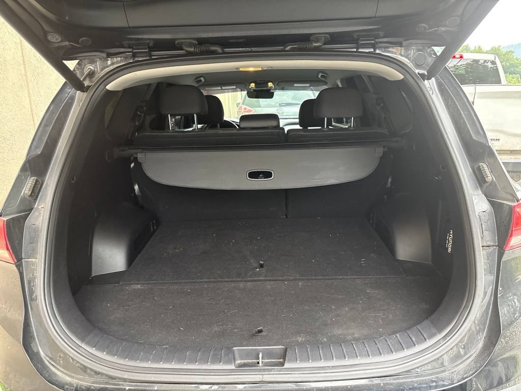 Used 2023 Hyundai Santa Fe SEL AWD/4WD image 13