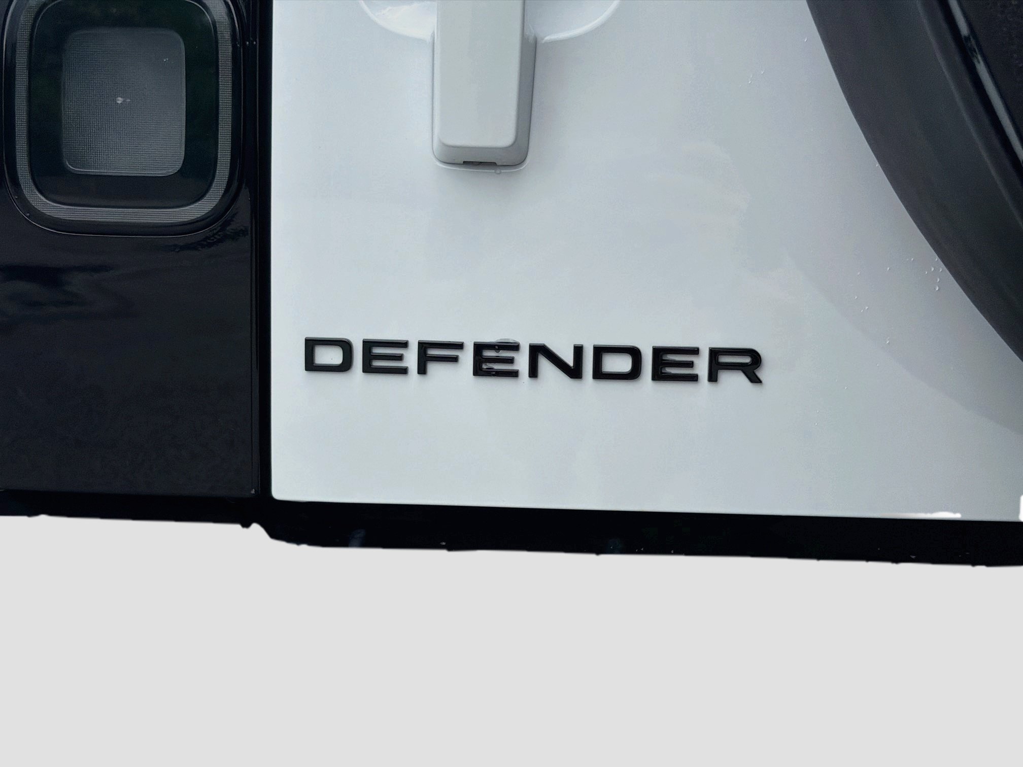 New 2026 Land Rover Defender 110 S AWD/4WD image 11