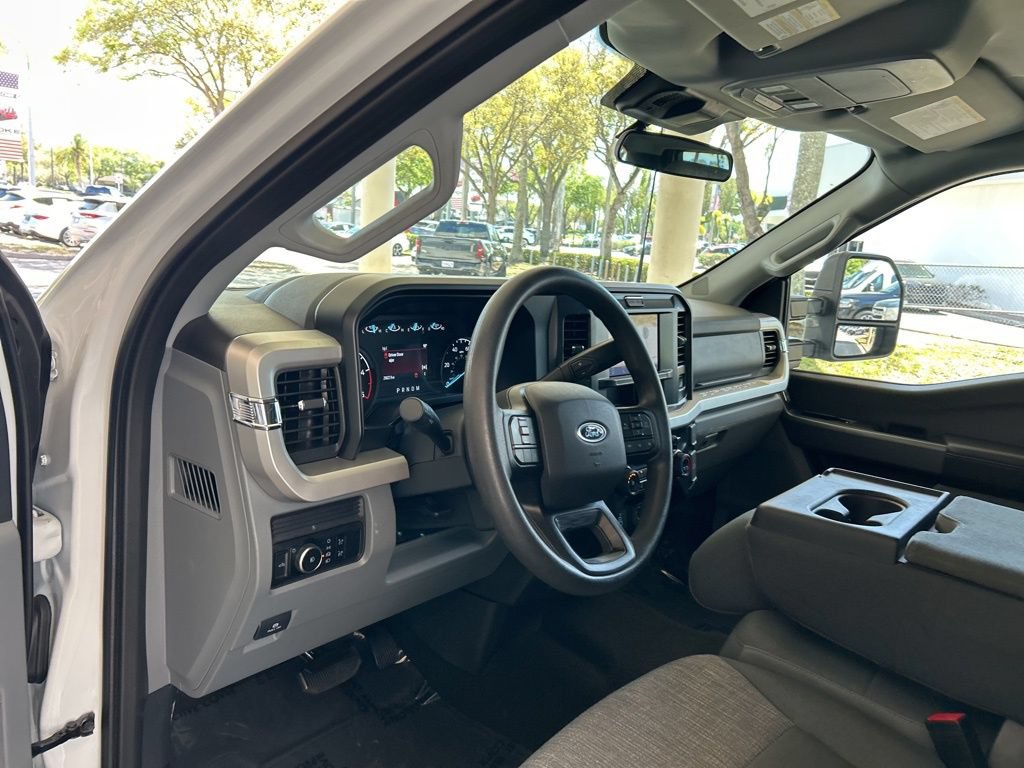 Used 2025 Ford F450 XLT AWD/4WD image 7