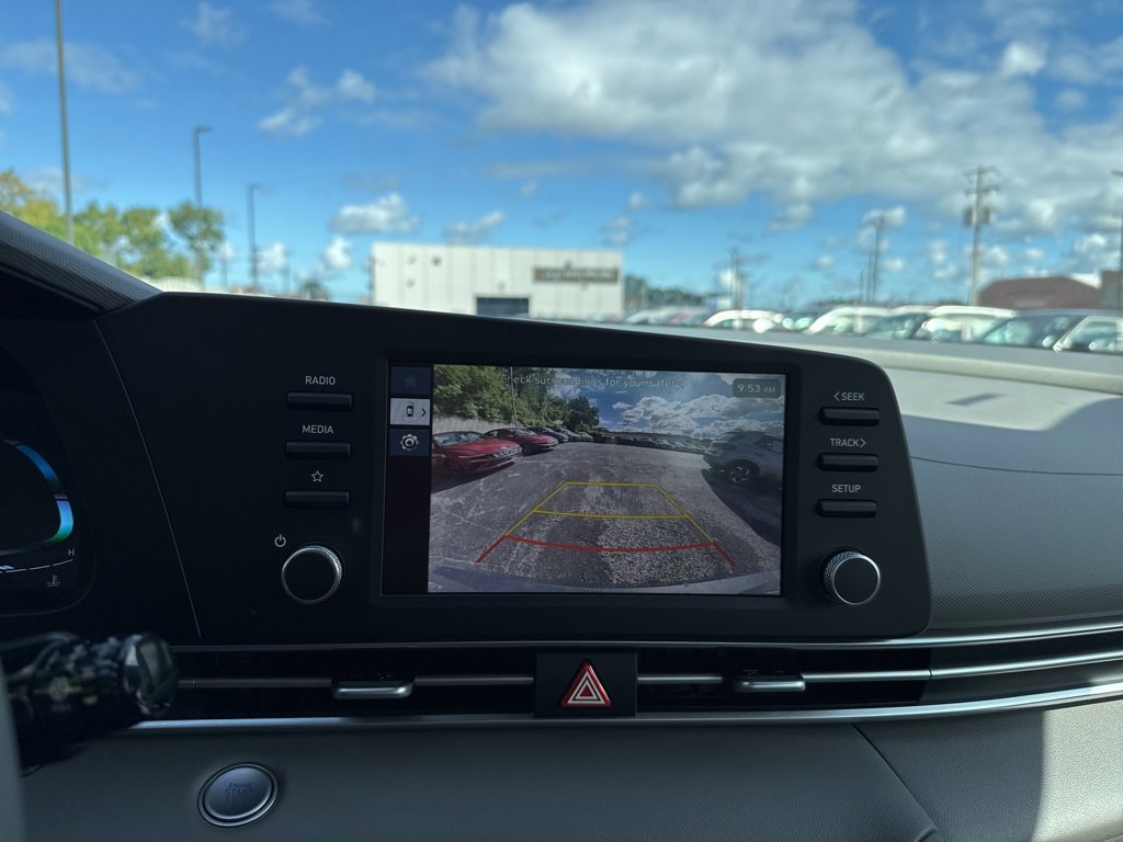 New 2025 Hyundai Elantra Sport image 23