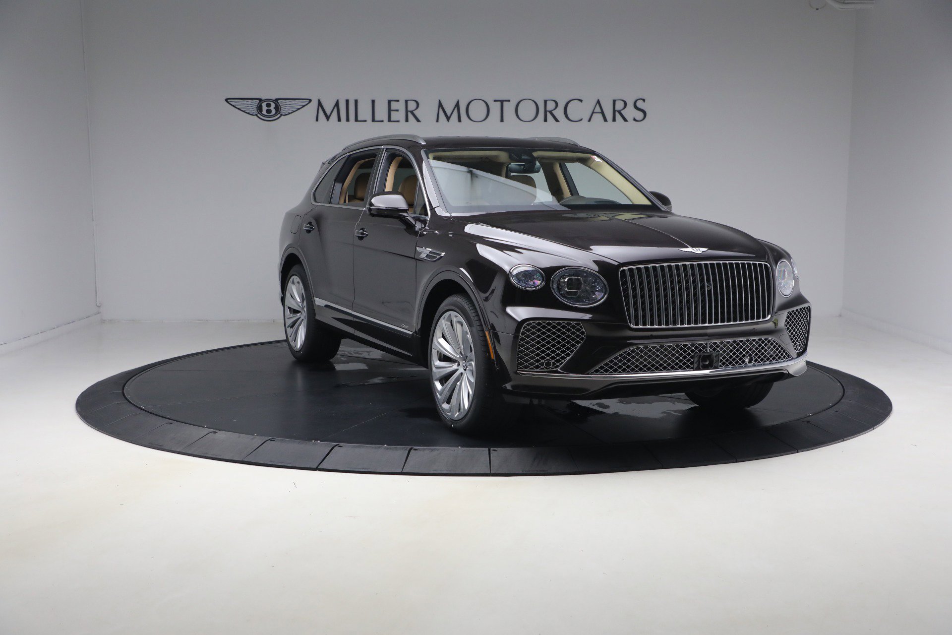 New 2026 Bentley Bentayga AWD/4WD image 11