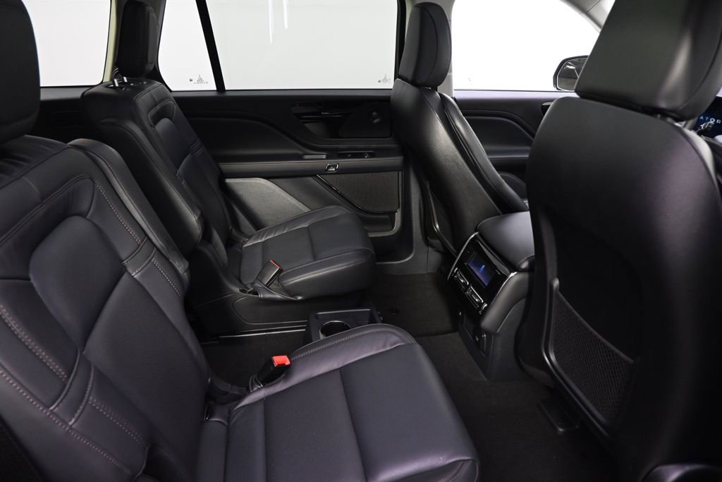 New 2026 Lincoln Aviator Reserve w/ Jet Appearance Package image 18