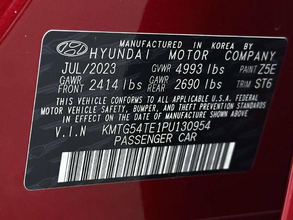 Used 2023 Genesis G70 2.0T w/ Sport Prestige Package AWD/4WD image 36