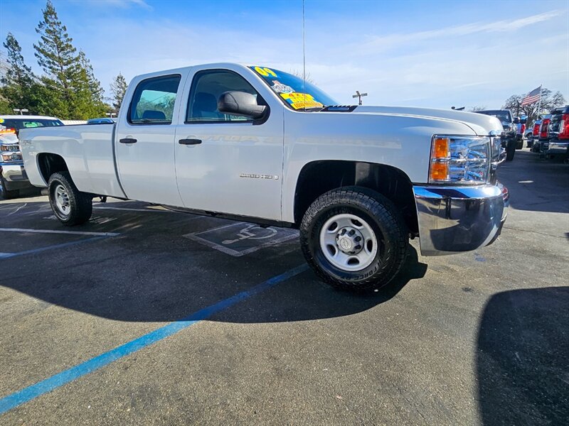 Used 2009 Chevrolet Silverado 2500 W/T AWD/4WD image 12