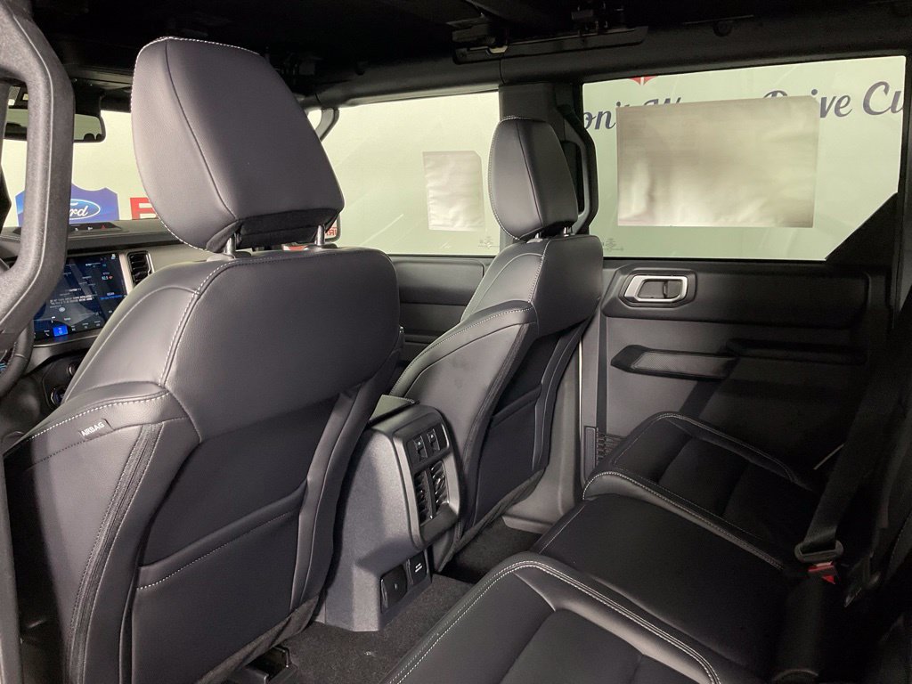 New 2026 Ford Bronco Outer Banks AWD/4WD image 15