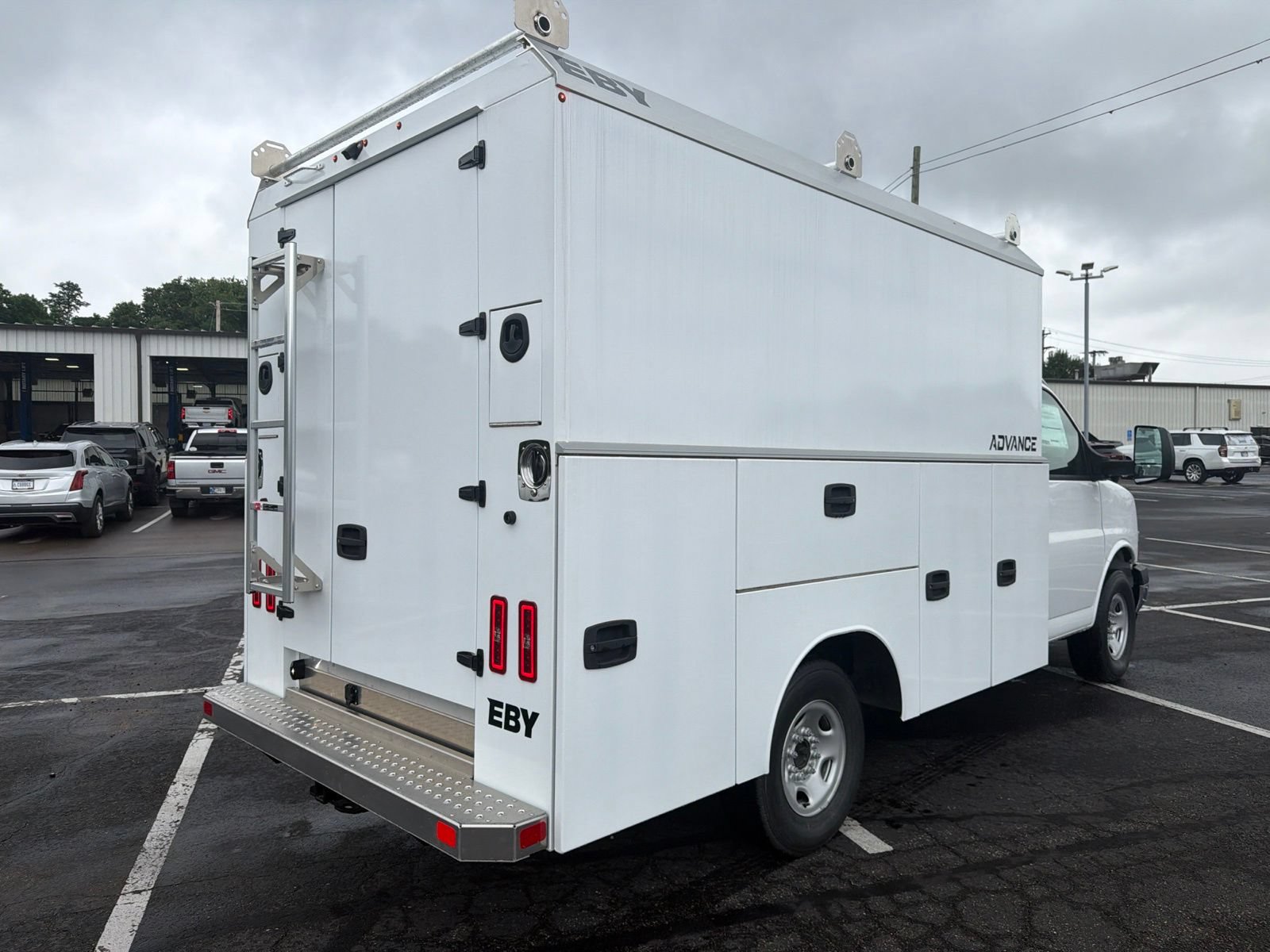 New 2026 Chevrolet Express 3500 w/ Power Convenience Package RWD image 5