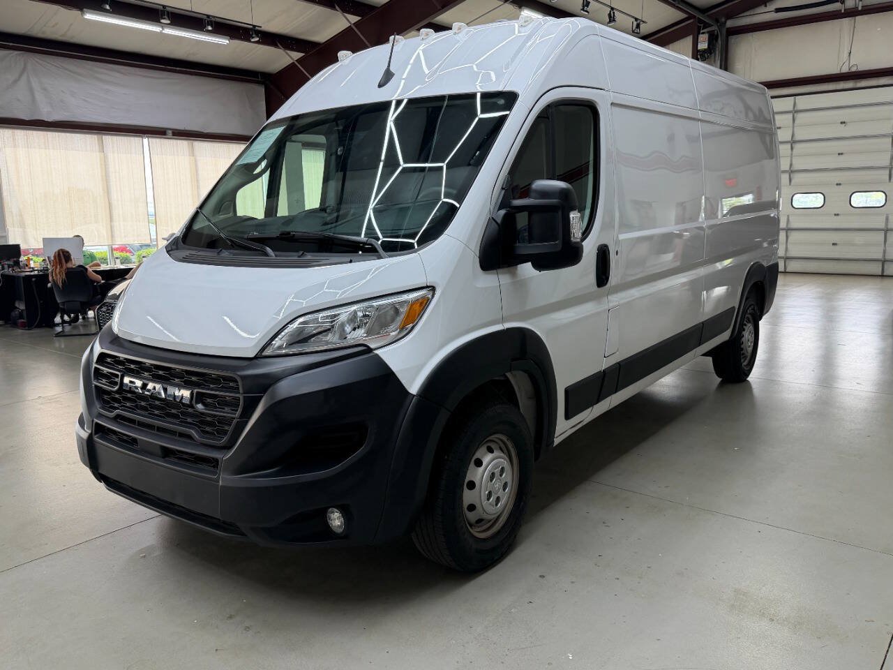 Used 2025 RAM ProMaster 2500 w/ Convenience Group FWD image 5