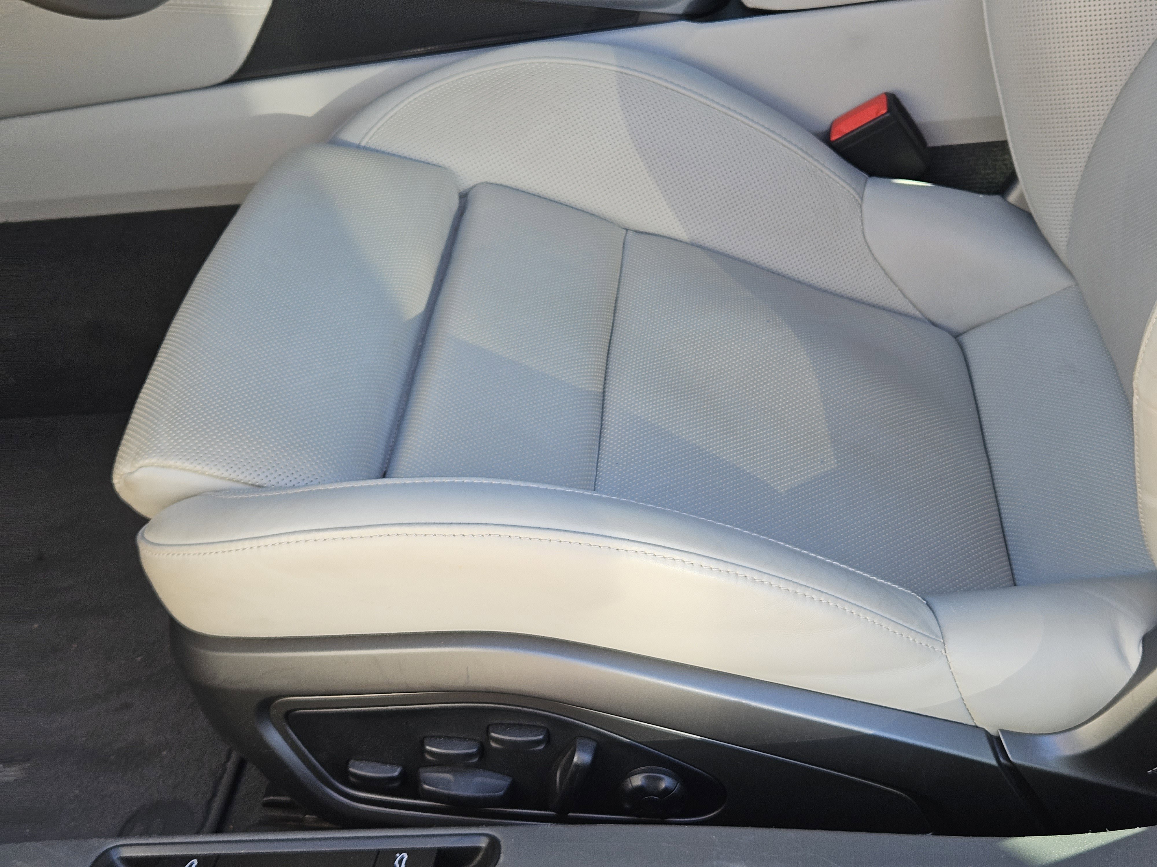 Certified 2023 Porsche 911 Turbo image 24