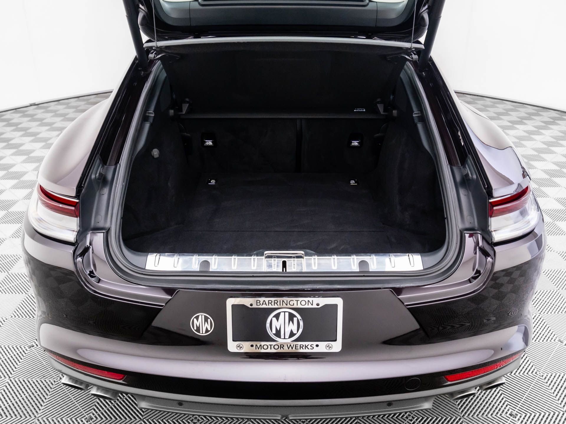 Used 2022 Porsche Panamera 4S image 31