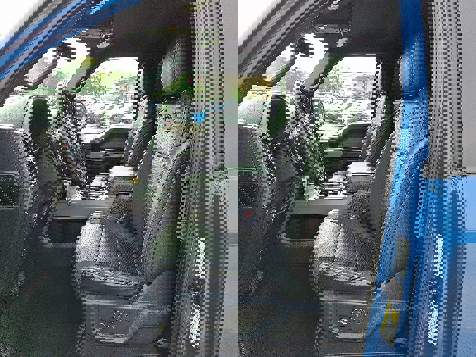 Used 2020 Ford F150 Raptor w/ Equipment Group 801A Mid image 13